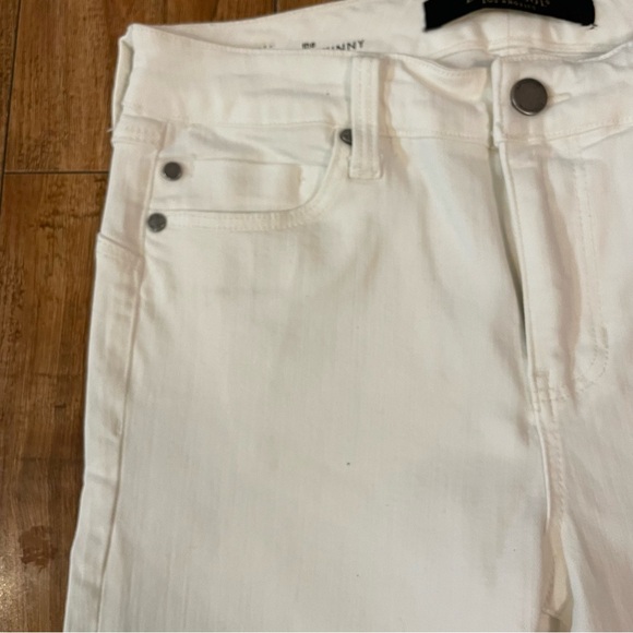LIVERPOOL Women’s White The Hugger Skinny High Waist Jean Denim Size 4/27 - Picture 6 of 13